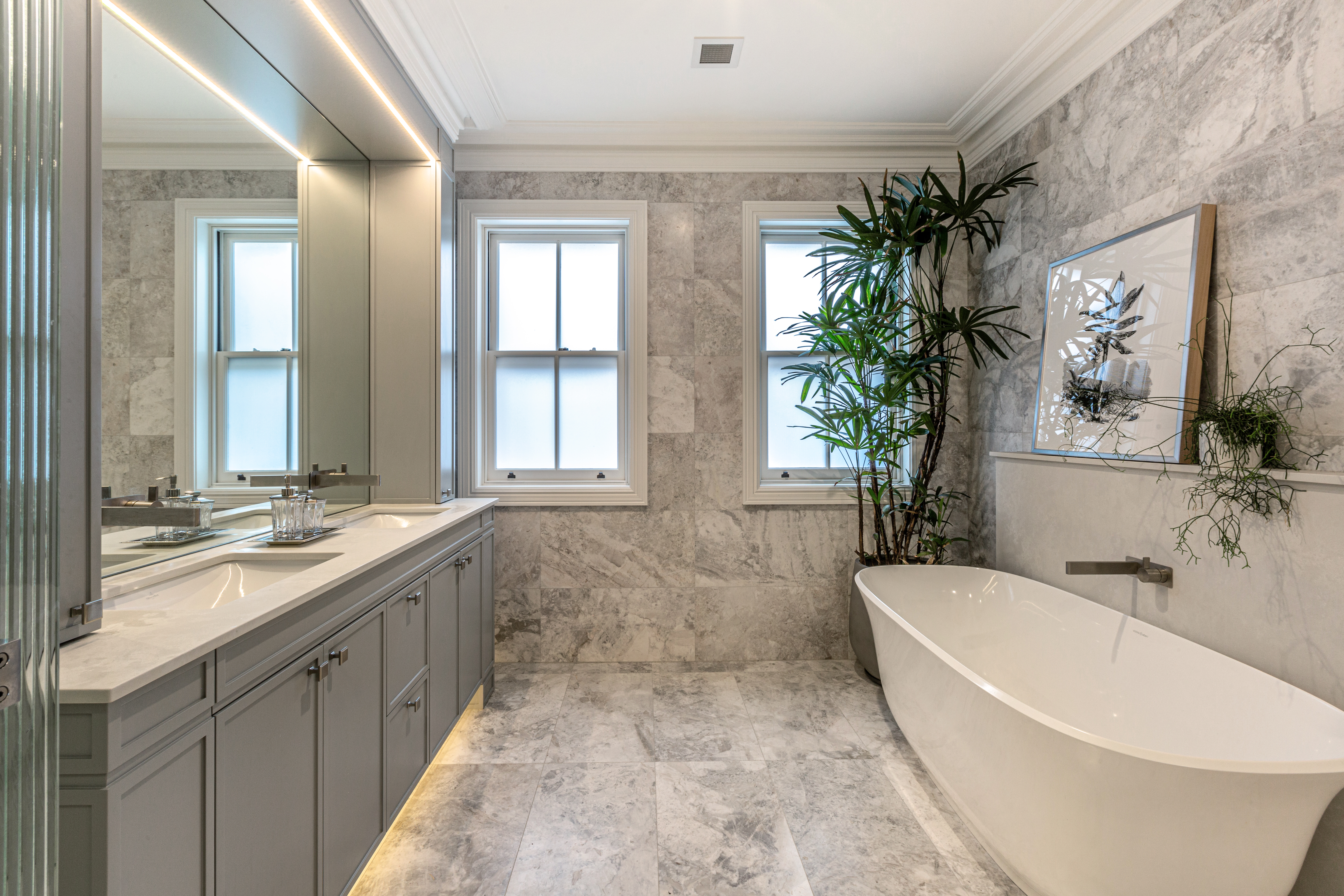 Modern Hamptons Bathrooms, image 3