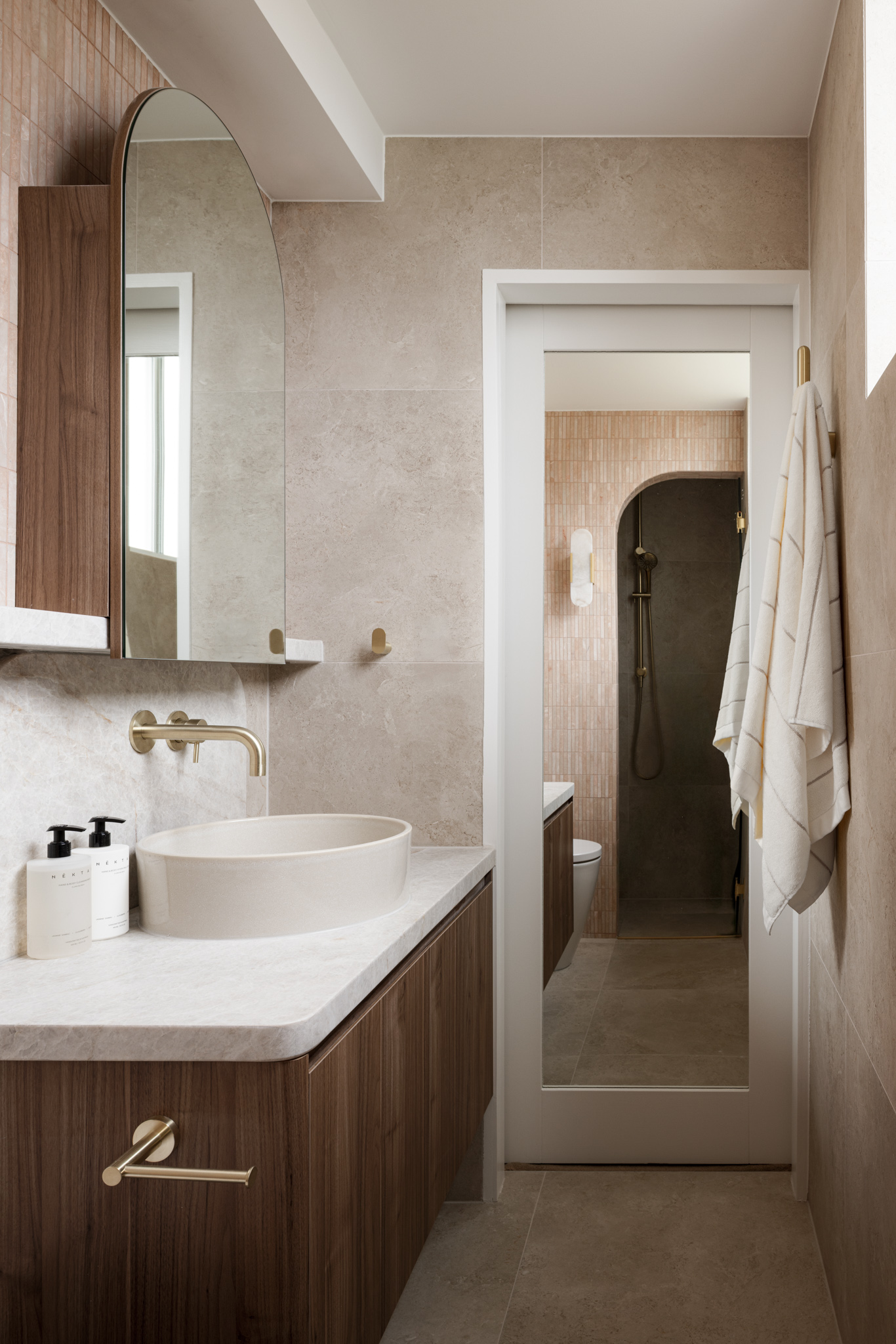Soft Luxe Main Bathroom, image 2