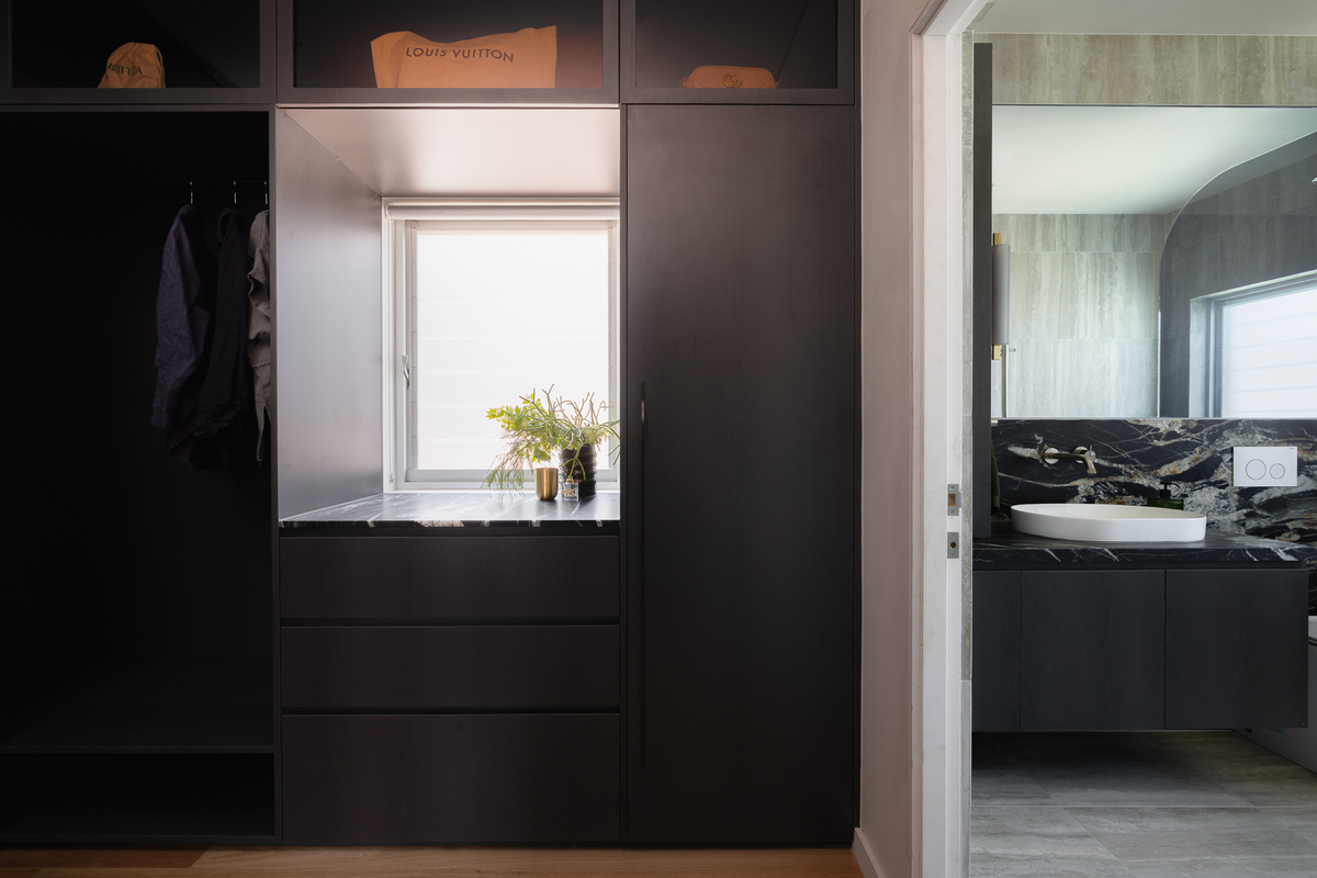 Hotel-Inspired Luxury, image 14