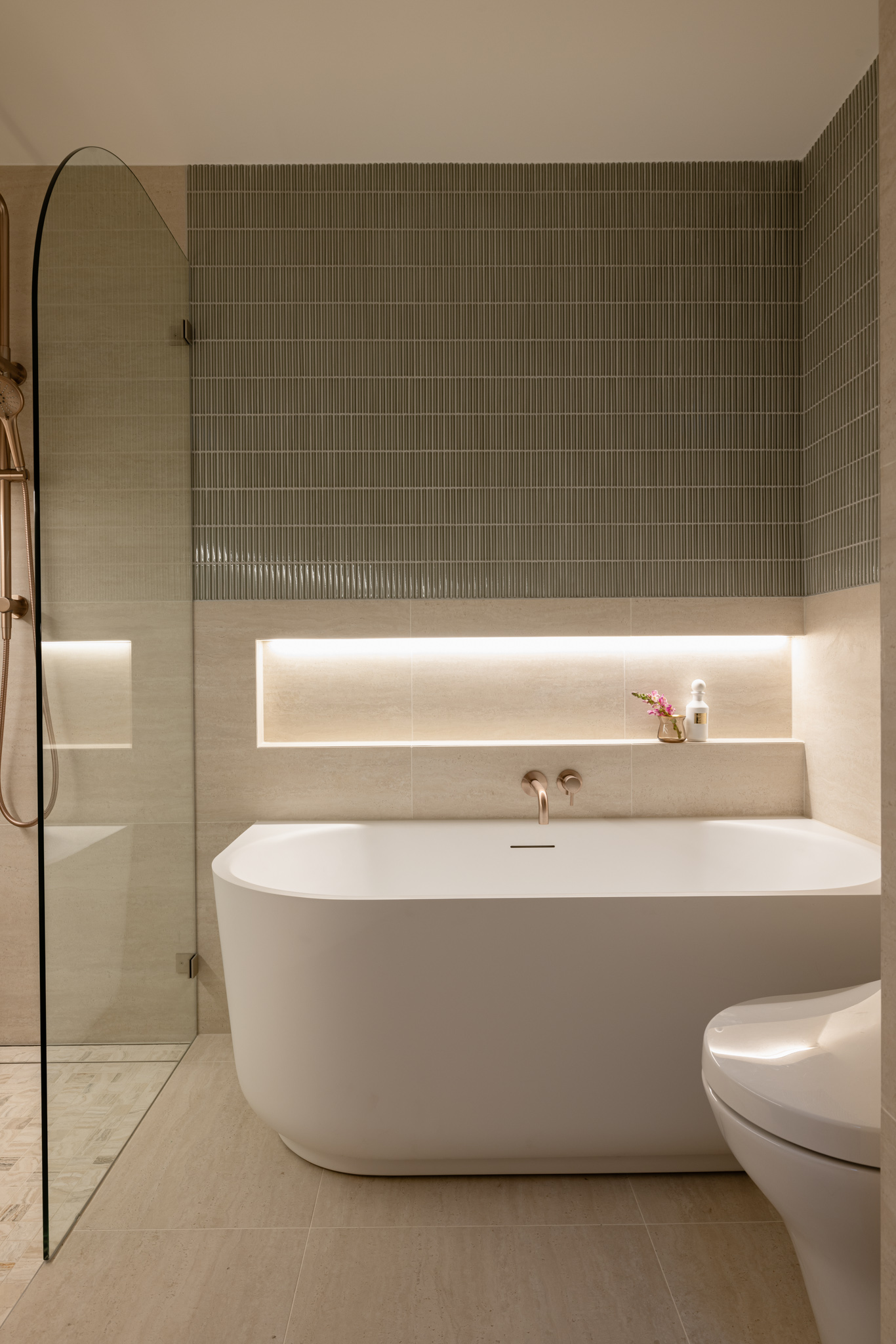 Calm Family Bathroom, image 5