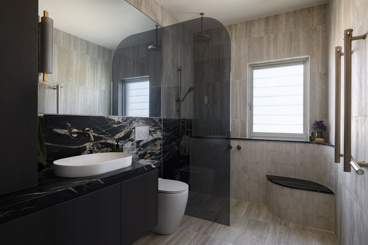Hotel-Inspired Luxury, image 6