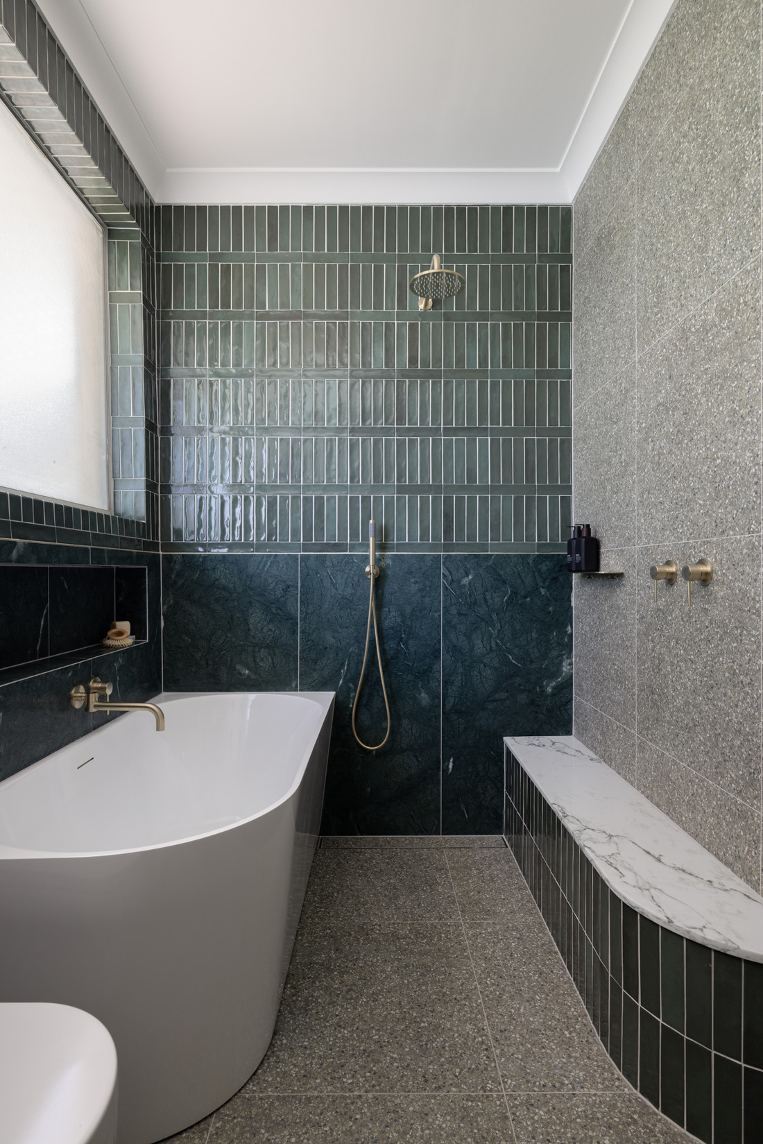 Bold Utility, image 6