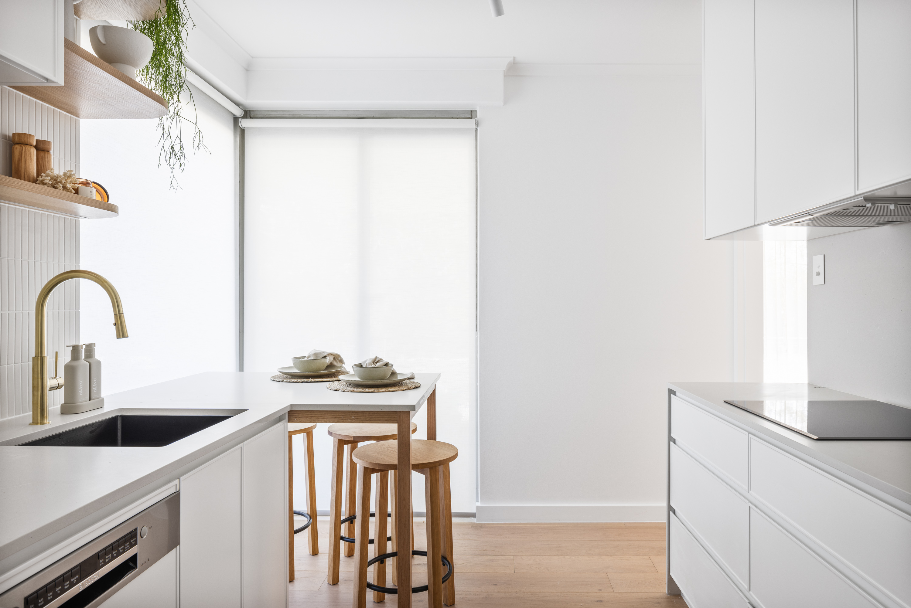 Beachside Apartment Revival, image 4