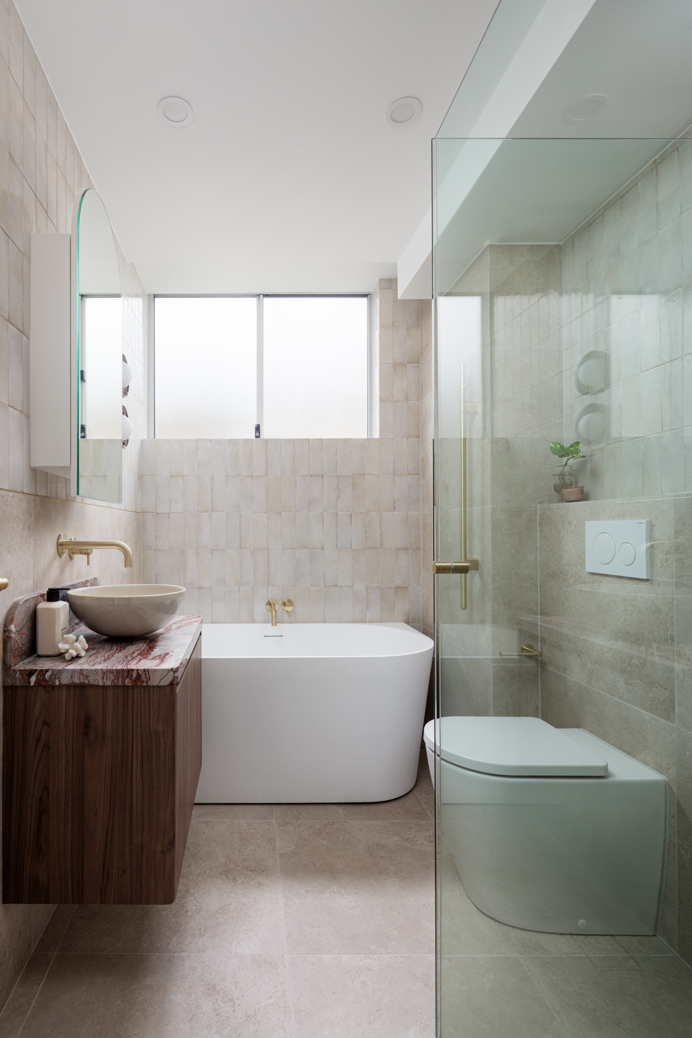 Soft Luxe Main Bathroom, image 4